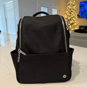 lululemon city essentials small backpack 10L